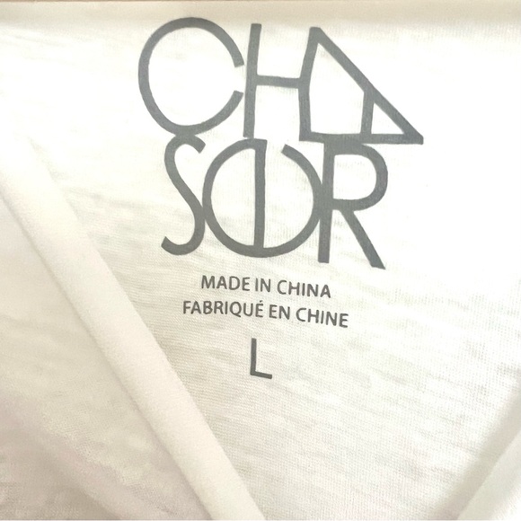 ‘Weekends. Coffee. & Dogs.’ Chaser Tee, size Large, NWT - Picture 6 of 7